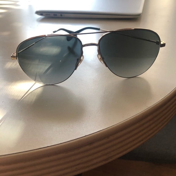 Woman Authentic Givenchy sunglasses! - Picture 7 of 7